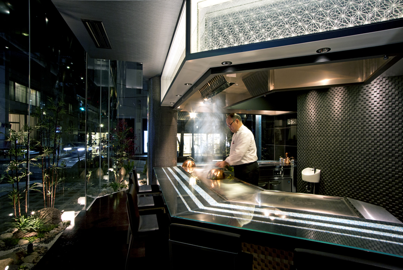 ステーキハウス雅楽倶