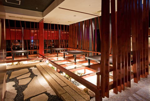 神戸ハーバーランドモザイク SAKURA 日本料理店 内装 外装 設計 店舗デザイン 施工 マツヤアートワークス