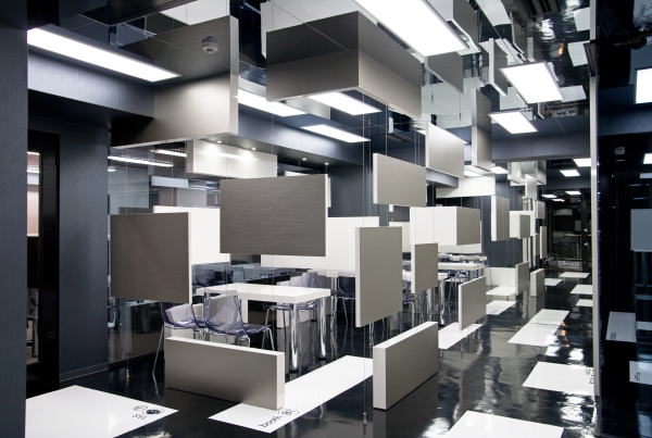 �X�܃f�U�C���@�X�ܐ݌v�@�\���Z �w�K�m�@�����H��