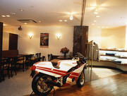 イタリアンバイク ファッション＆カフェ<br>「ビモーター」明石店の画像