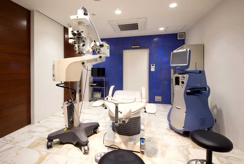 �����ނ�����ȃN���j�b�N