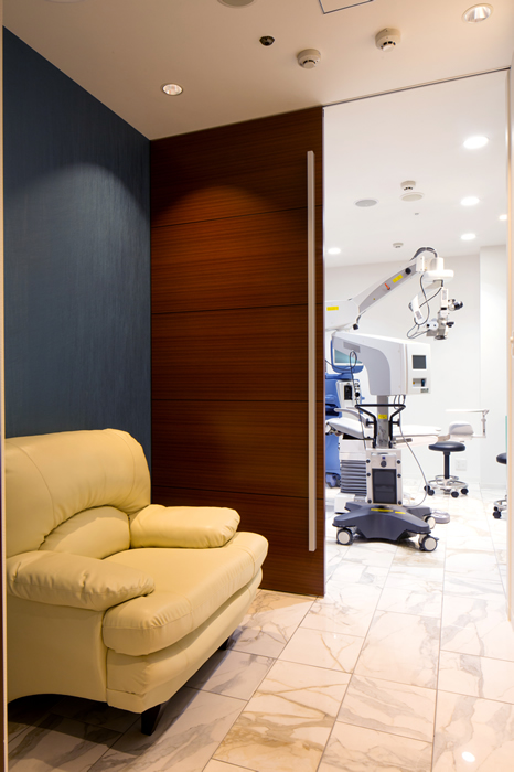 �����ނ�����ȃN���j�b�N